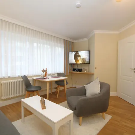 Haus Sarah 04 アパート *